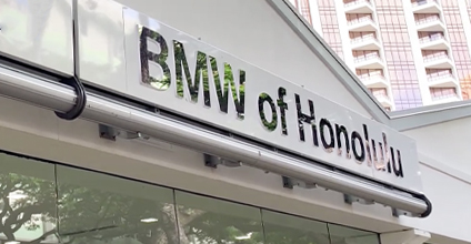 BMW Honolulu Sign